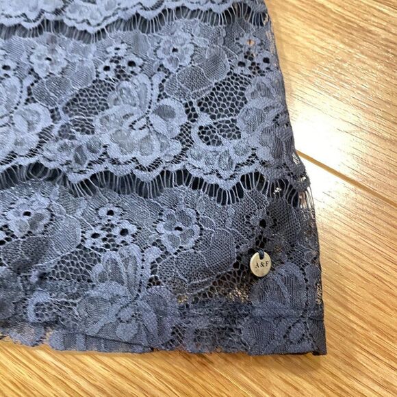 Abercrombie Vintage Y2K Navy Lace Tank - XS - Picture 7 of 10